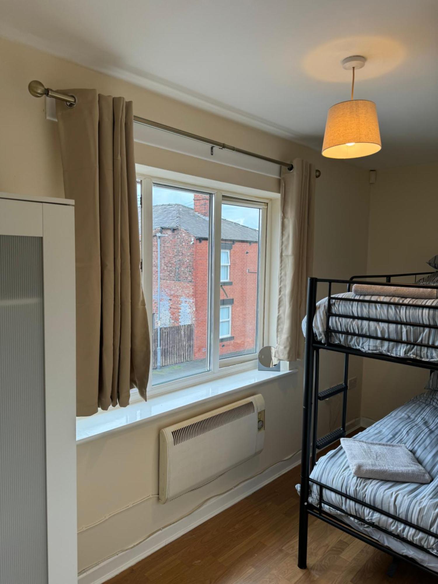 Modern, Quiet, Sleeps 9, Etihad, Coop Live, Manchester Exterior foto